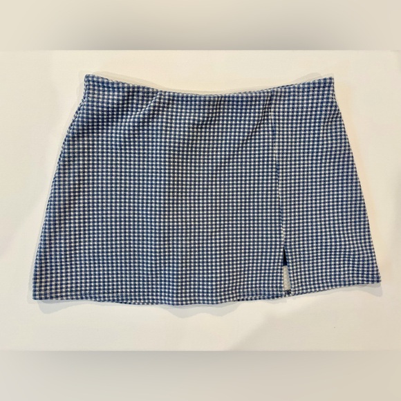American Eagle Outfitters Dresses & Skirts - American Eagle Gingham Skort Plaid Navy White Checkered Mini Skirt Shorts Large